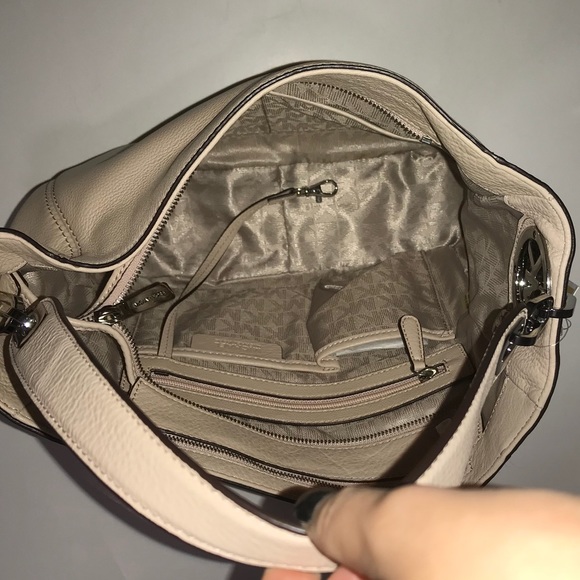 Michael Kors Fulton Shoulder Bag - Picture 4 of 4